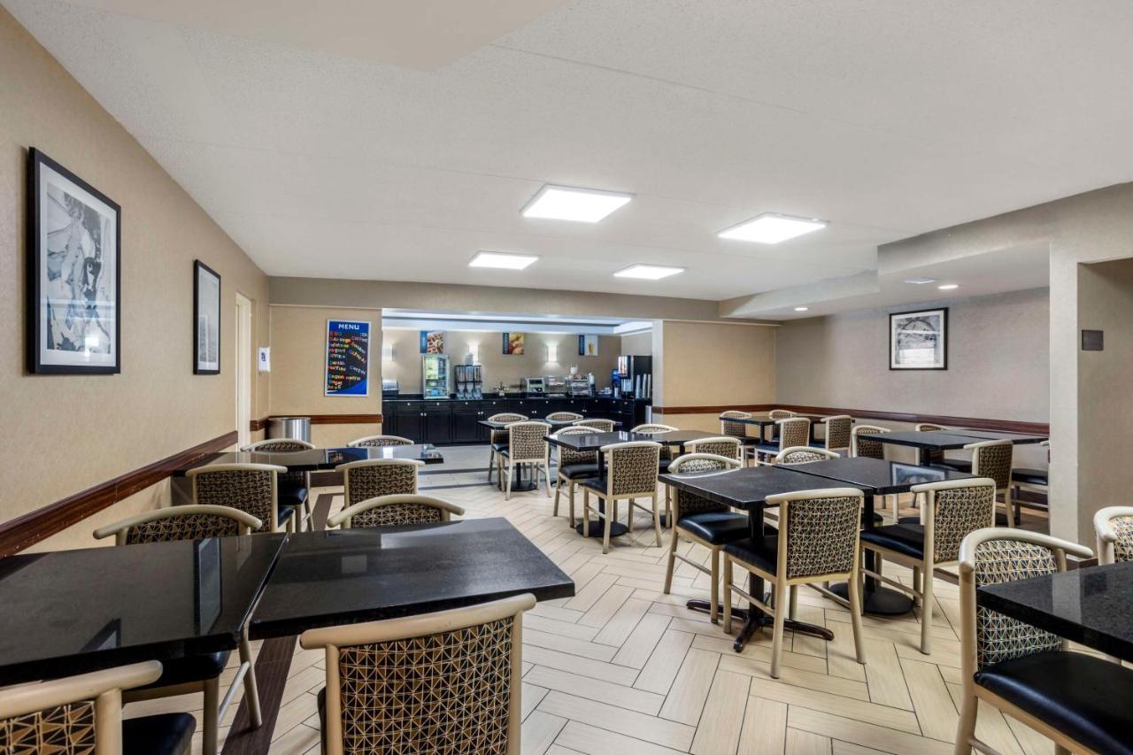 Best Western Harrisburg North Hotel Dış mekan fotoğraf