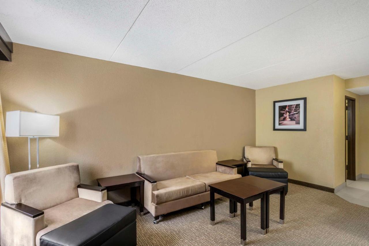 Best Western Harrisburg North Hotel Dış mekan fotoğraf