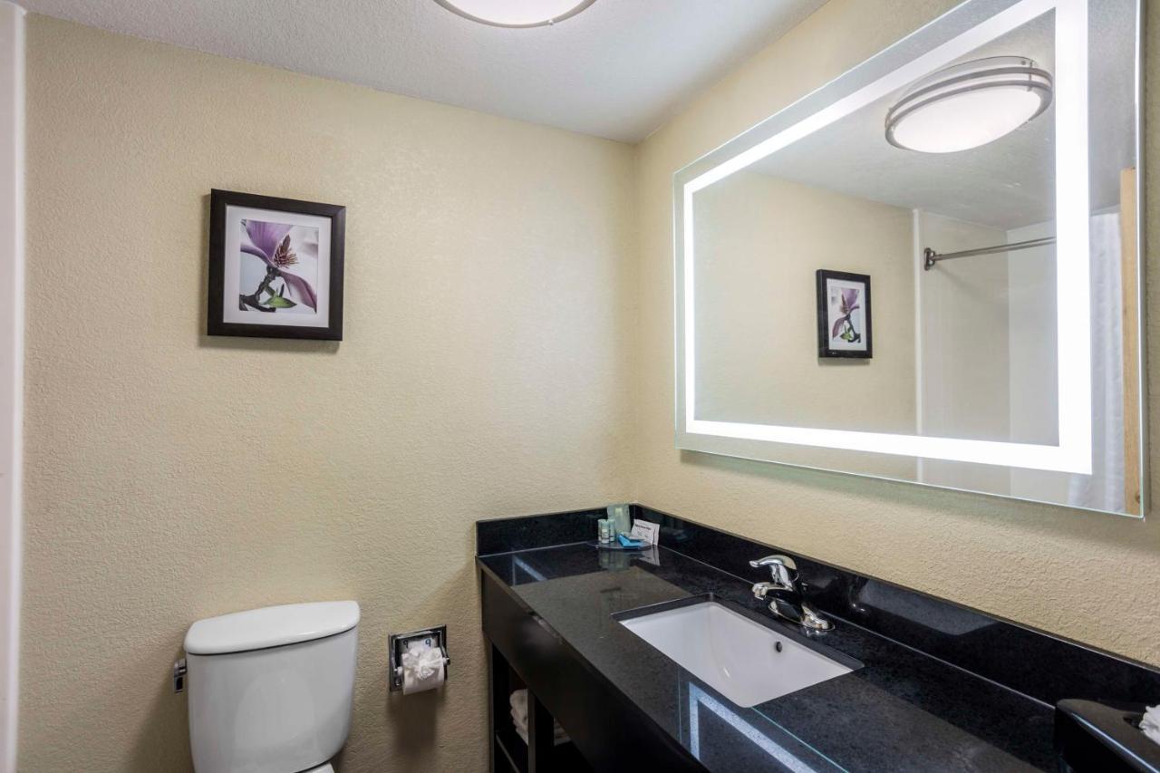 Best Western Harrisburg North Hotel Dış mekan fotoğraf