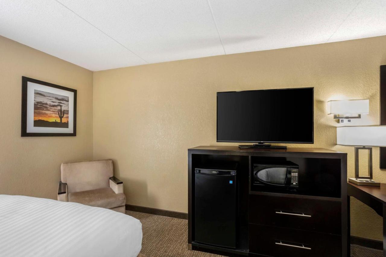 Best Western Harrisburg North Hotel Dış mekan fotoğraf