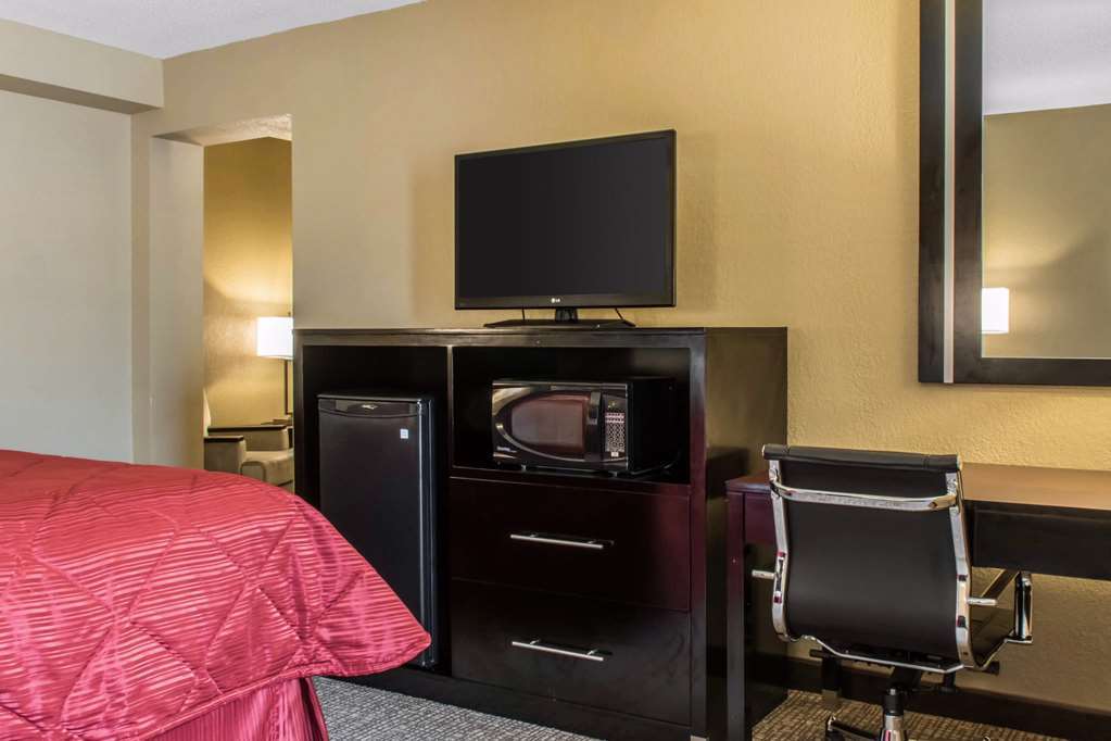 Best Western Harrisburg North Hotel Oda fotoğraf