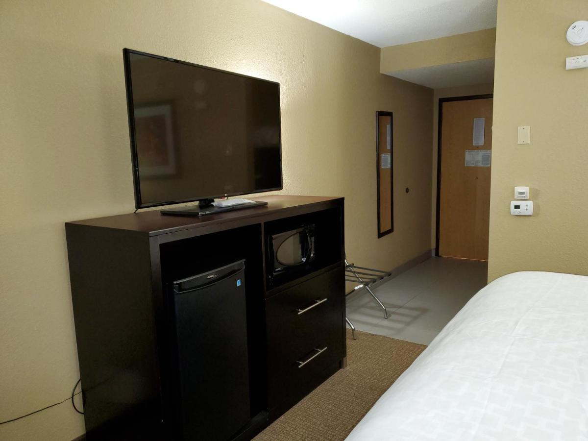 Best Western Harrisburg North Hotel Dış mekan fotoğraf